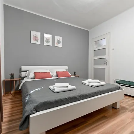 Peaceful Apartment Near Old Town Zadar Exterior photo